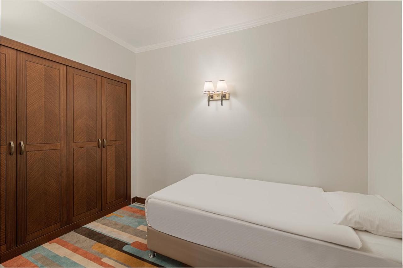 哈灵顿公园度假村 安塔利亚 外观 照片 A bedroom
